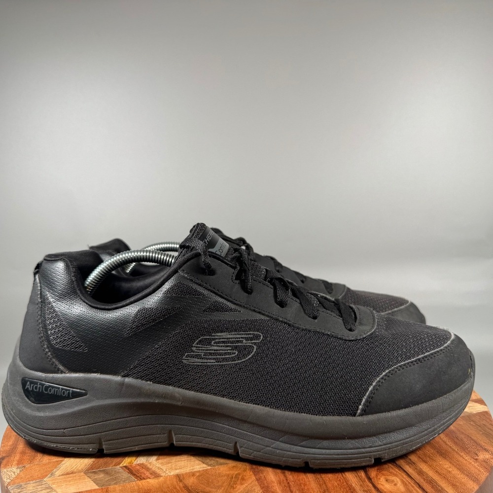 Skechers Arch Comfort Mens Black Walking Shoes Sneakers 16909 Size 12 BBK